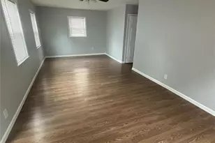 17 Wingate Rd, Valley Stream, NY 11581 - Photo 4