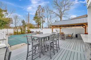 3654 Locust Ave, Seaford, NY 11783 - Photo 30