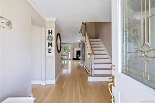 7 Washington Ave, Miller Place, NY 11764 - Photo 4