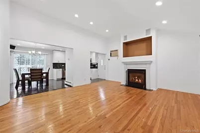 22 Randal Drive, Bethpage, NY 11714 - Photo 8