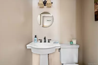 3585 Amherst Drive, Wantagh, NY 11793 - Photo 12