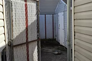 99-60 164th Rd, Howard Beach, NY 11414 - Photo 4