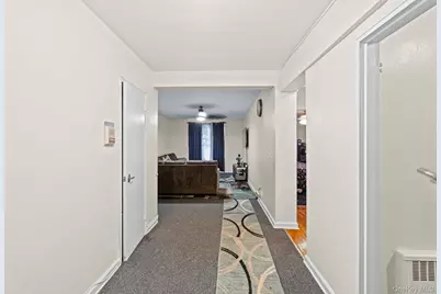 2105 Wallace Avenue #5A, Bronx, NY 10462 - Photo 12