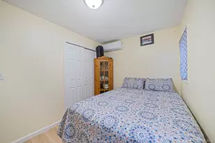 8 Bent Ln, Levittown, NY 11756 - Photo 8