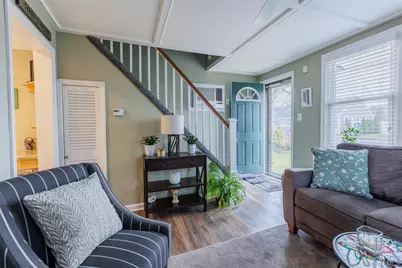 5 Wall Street, East Islip, NY 11730 - Photo 4