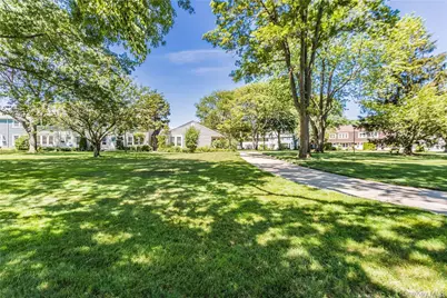 95 Whalers Cove, Babylon, NY 11702 - Photo 42