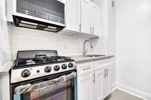 2244 Bronx Pk E, Bronx, NY 10467 - Photo 6