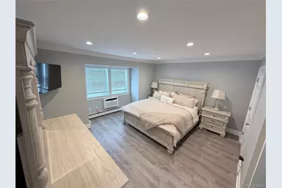 190 Millard Avenue #190, West Babylon, NY 11704 - Photo 10