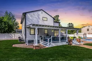 2 Polo St, Dix Hills, NY 11746 - Photo 42