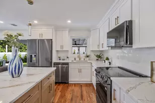2 Polo St, Dix Hills, NY 11746 - Photo 10