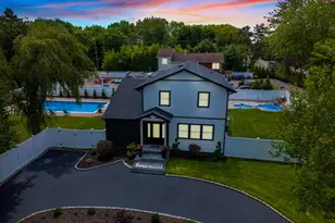 2 Polo St, Dix Hills, NY 11746 - Photo 2