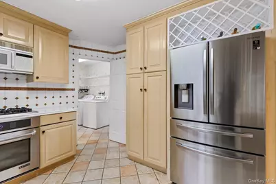 3 Penny Lane, Scarsdale, NY 10583 - Photo 12