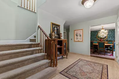 3 Penny Lane, Scarsdale, NY 10583 - Photo 2