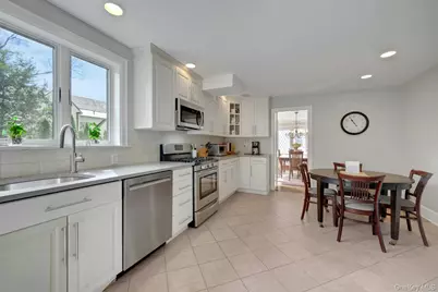 12 Barclay Road, Scarsdale, NY 10583 - Photo 14