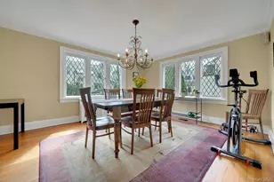 12 Barclay Rd, Scarsdale, NY 10583 - Photo 10