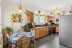 140 Roosevelt Blvd, Long Beach, NY 11561 - Photo 12