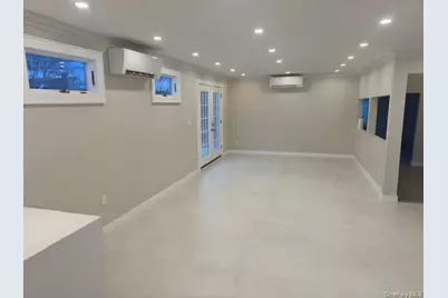 48 Ripple Lane, Levittown, NY 11756 - Photo 6