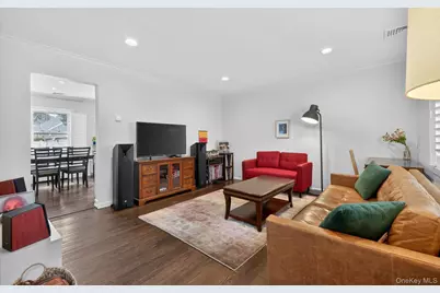 28 Harbor Road, Port Washington, NY 11050 - Photo 4