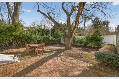 28 Harbor Road, Port Washington, NY 11050 - Photo 20