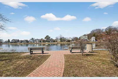 28 Harbor Road, Port Washington, NY 11050 - Photo 22