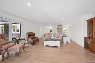 23 Whiting Rd, East Quogue, NY 11942 - Photo 4