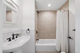 23 Whiting Rd, East Quogue, NY 11942 - Photo 14