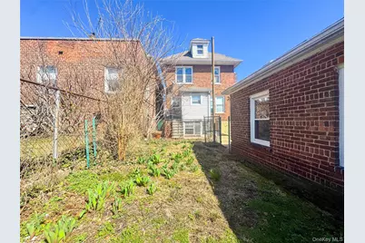 2021 Haight Avenue, Bronx, NY 10461 - Photo 22