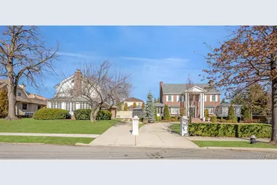 27 Center Drive, Whitestone, NY 11357 - Photo 1