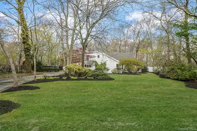 61 Park Avenue, Blue Point, NY 11715 - Photo 1
