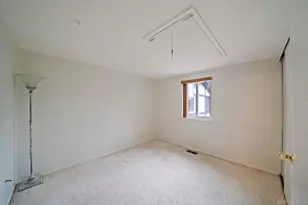 842 Golf Ln, Medford, NY 11763 - Photo 18