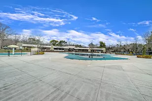 842 Golf Ln, Medford, NY 11763 - Photo 28