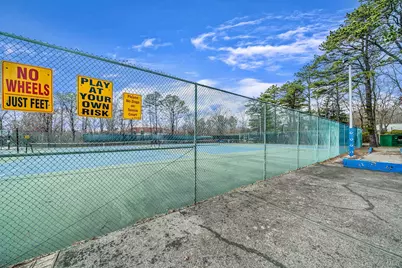 842 Golf Lane, Medford, NY 11763 - Photo 30