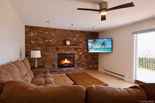 20 Day Rd, Campbell Hall, NY 10916 - Photo 2