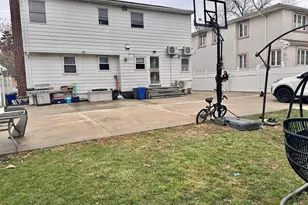 23-35 129th St, College Point, NY 11356 - Photo 2