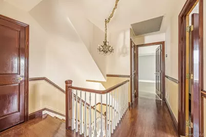 23 Center Drive, Whitestone, NY 11357 - Photo 14