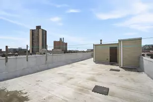 747 E 213th St, Bronx, NY 10467 - Photo 24