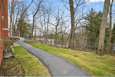 125 N Washington Avenue #58, Hartsdale, NY 10530 - Photo 22