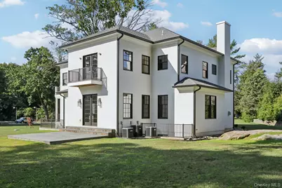 15 High Point Terrace, Scarsdale, NY 10583 - Photo 2