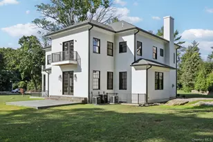 15 High Point Terrace, Scarsdale, NY 10583 - Photo 2