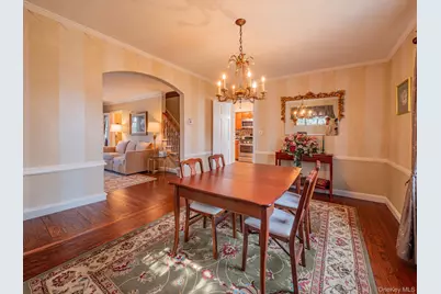 7363 195th Street, Fresh Meadows, NY 11366 - Photo 8