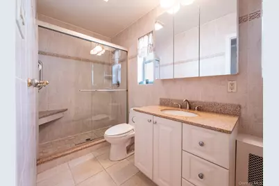 7363 195th Street, Fresh Meadows, NY 11366 - Photo 18