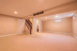 73-63 195th St, Fresh Meadows, NY 11366 - Photo 32