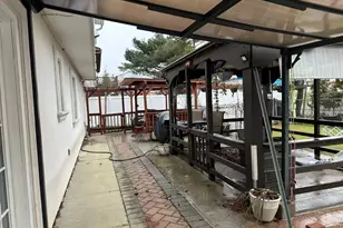 173 Davenport St, Lindenhurst, NY 11757 - Photo 22