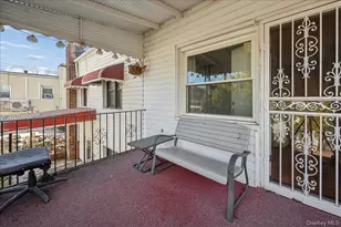 412 Calhoun Ave, Bronx, NY 10465 - Photo 12