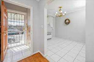 412 Calhoun Ave, Bronx, NY 10465 - Photo 4