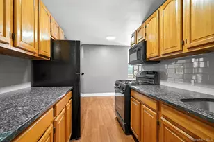 650 Warburton Ave, Yonkers, NY 10701 - Photo 10