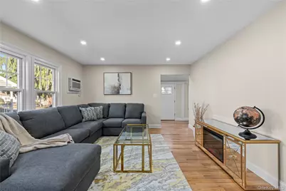 2858 Cherry Court, Oceanside, NY 11572 - Photo 8