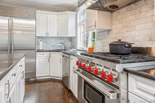 130 Locust Ave, Scarsdale, NY 10583 - Photo 12