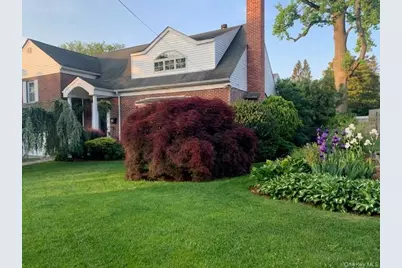 130 Locust Avenue, Scarsdale, NY 10583 - Photo 40