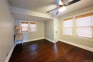 18 Prospect St, Williston Park, NY 11596 - Photo 8